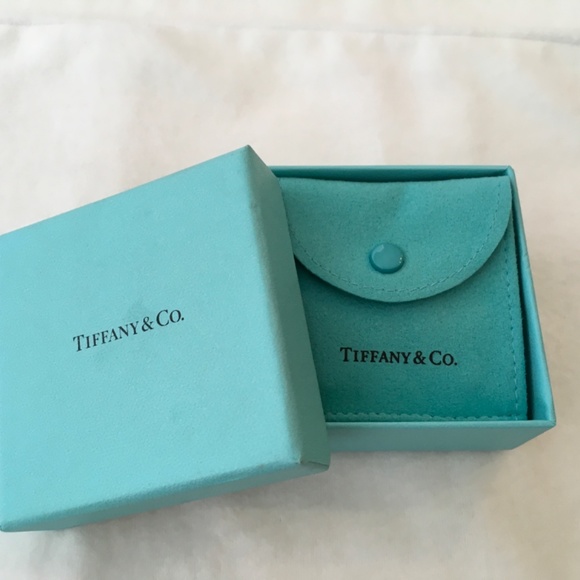 TIFFANY & CO. Vintage Silver (925) 18k Gold Heart Rope Pendant Necklace - Picture 11 of 11